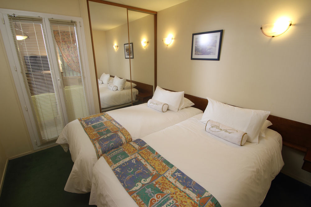 Aparthotel Karma Manoir Des Deux Amants Connelles Exteriér fotografie