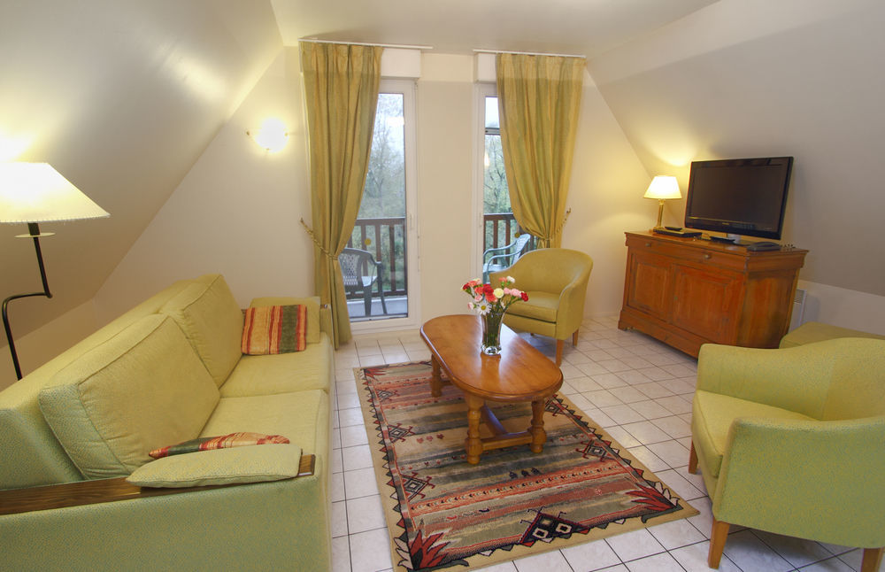 Aparthotel Karma Manoir Des Deux Amants Connelles Exteriér fotografie