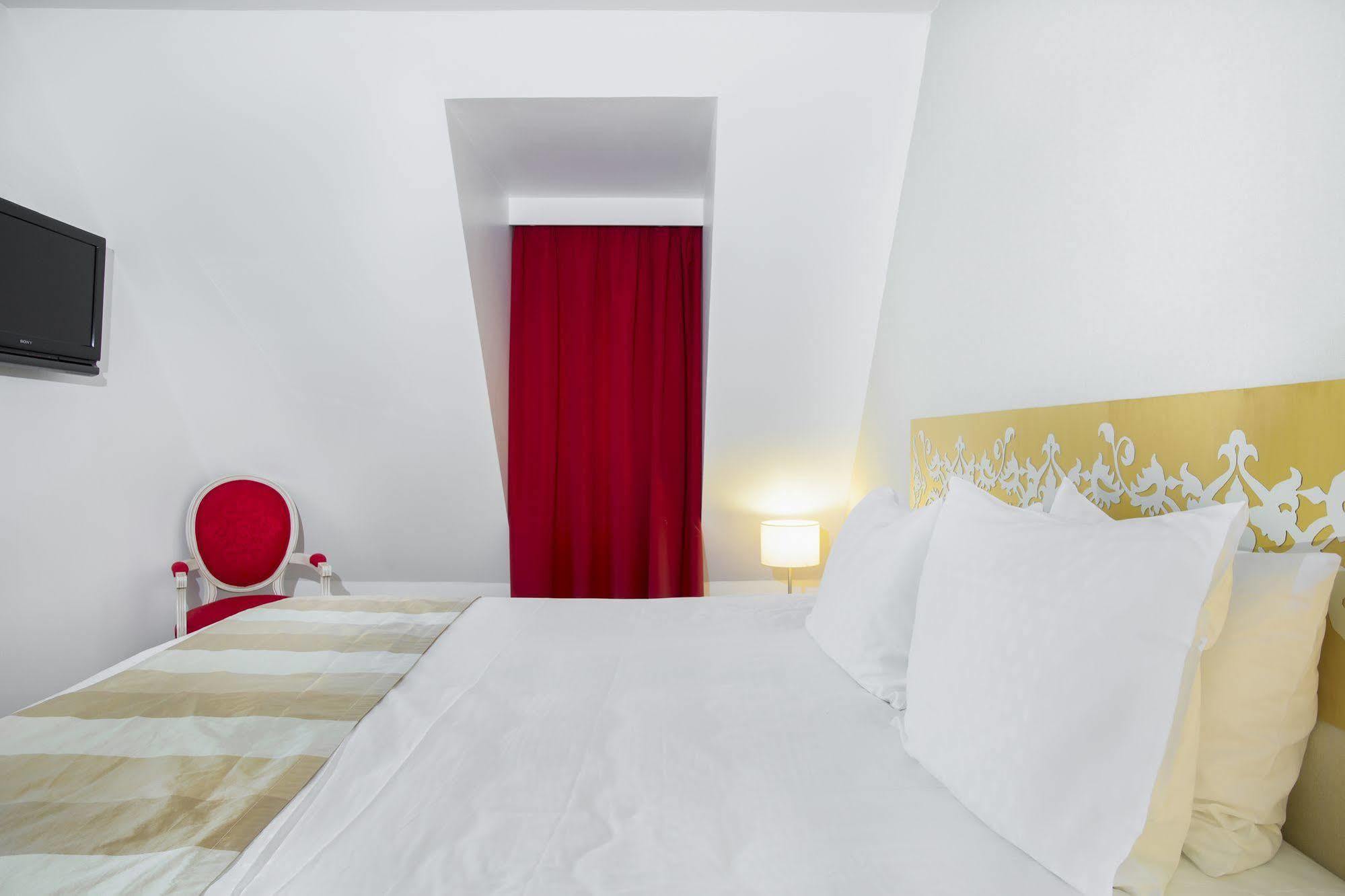 Aparthotel Karma Manoir Des Deux Amants Connelles Exteriér fotografie